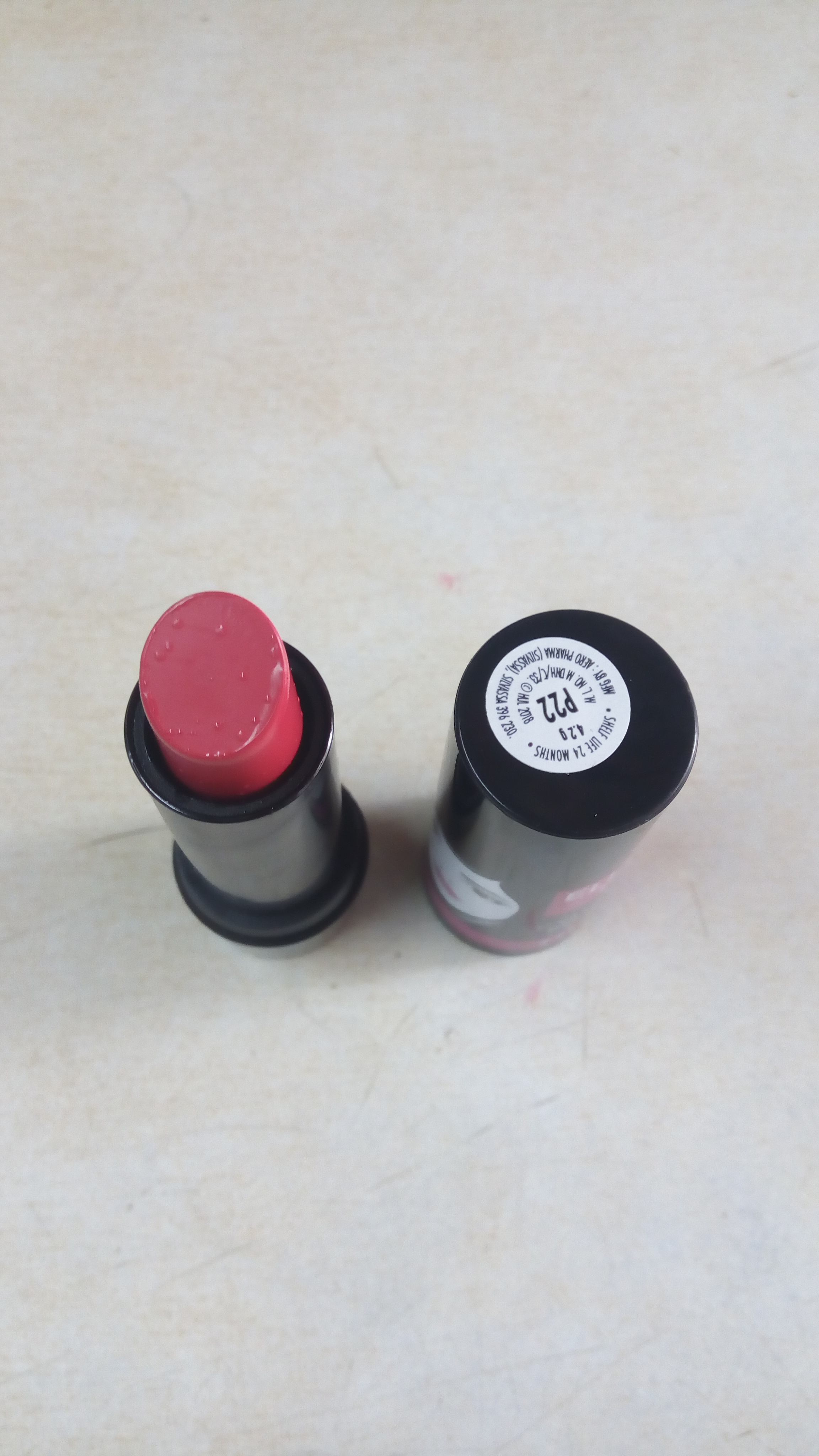 elle 18 p22 lipstick